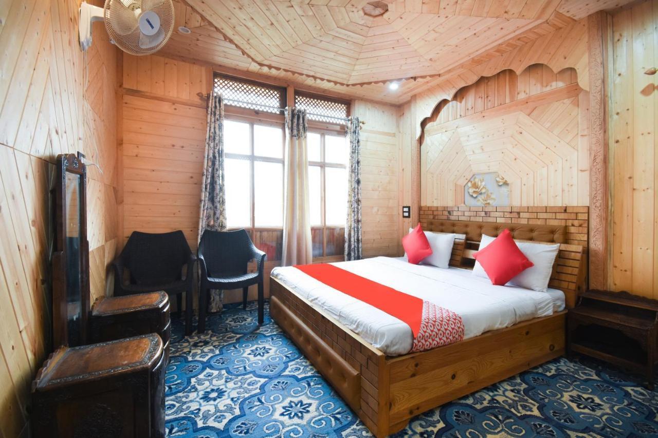 Hotel Oyo 66637 Merlin Group Of Houseboats Srīnagar Exterior foto