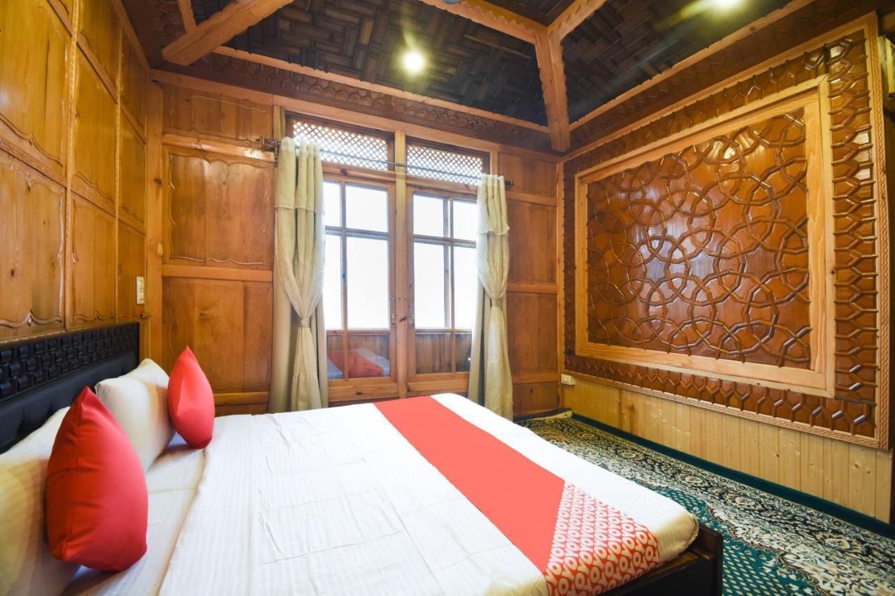 Hotel Oyo 66637 Merlin Group Of Houseboats Srīnagar Exterior foto